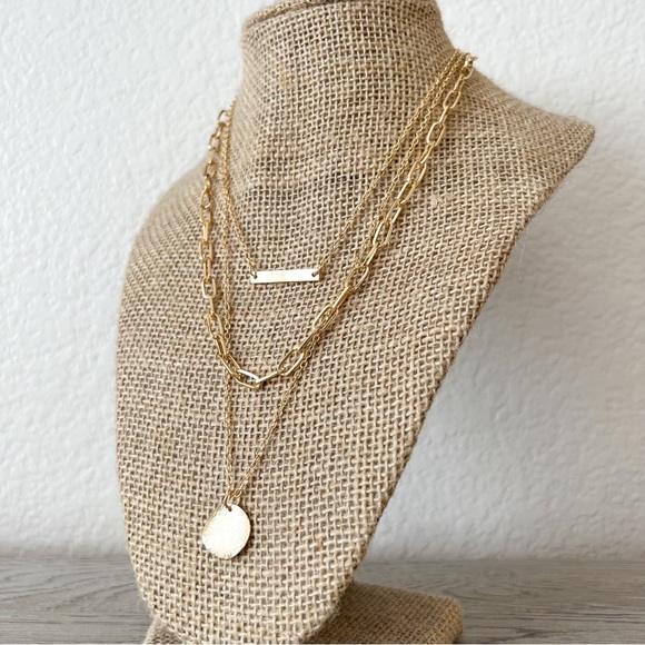 Jewelry - NEW | layered chain necklace with circle pendant